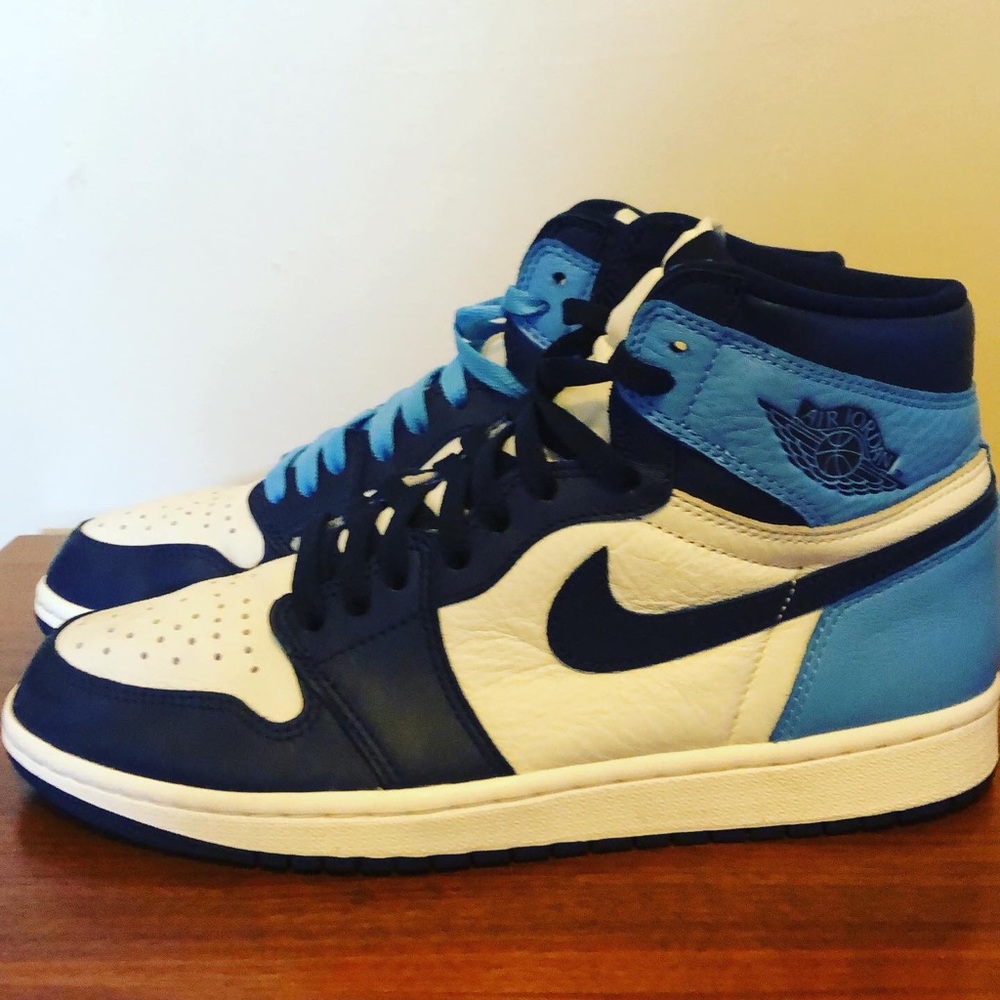 Air Jordan 1 Obsidian